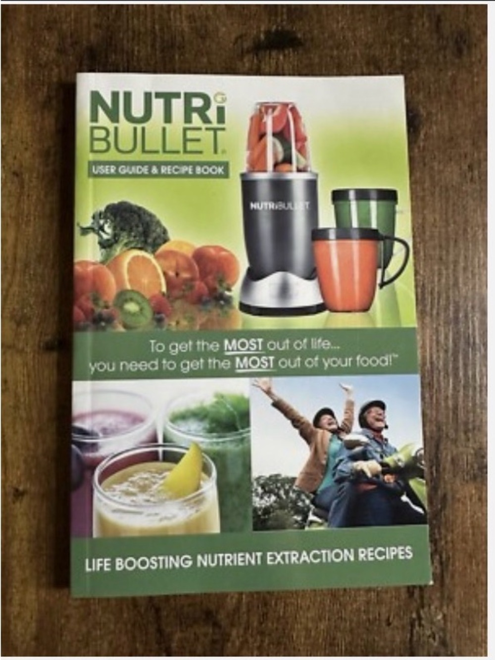 Vintage Nutrí Bullet User Guide & Recipe Book - Green and Orange